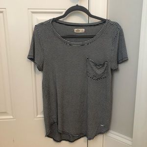 Hollister Basic Tee